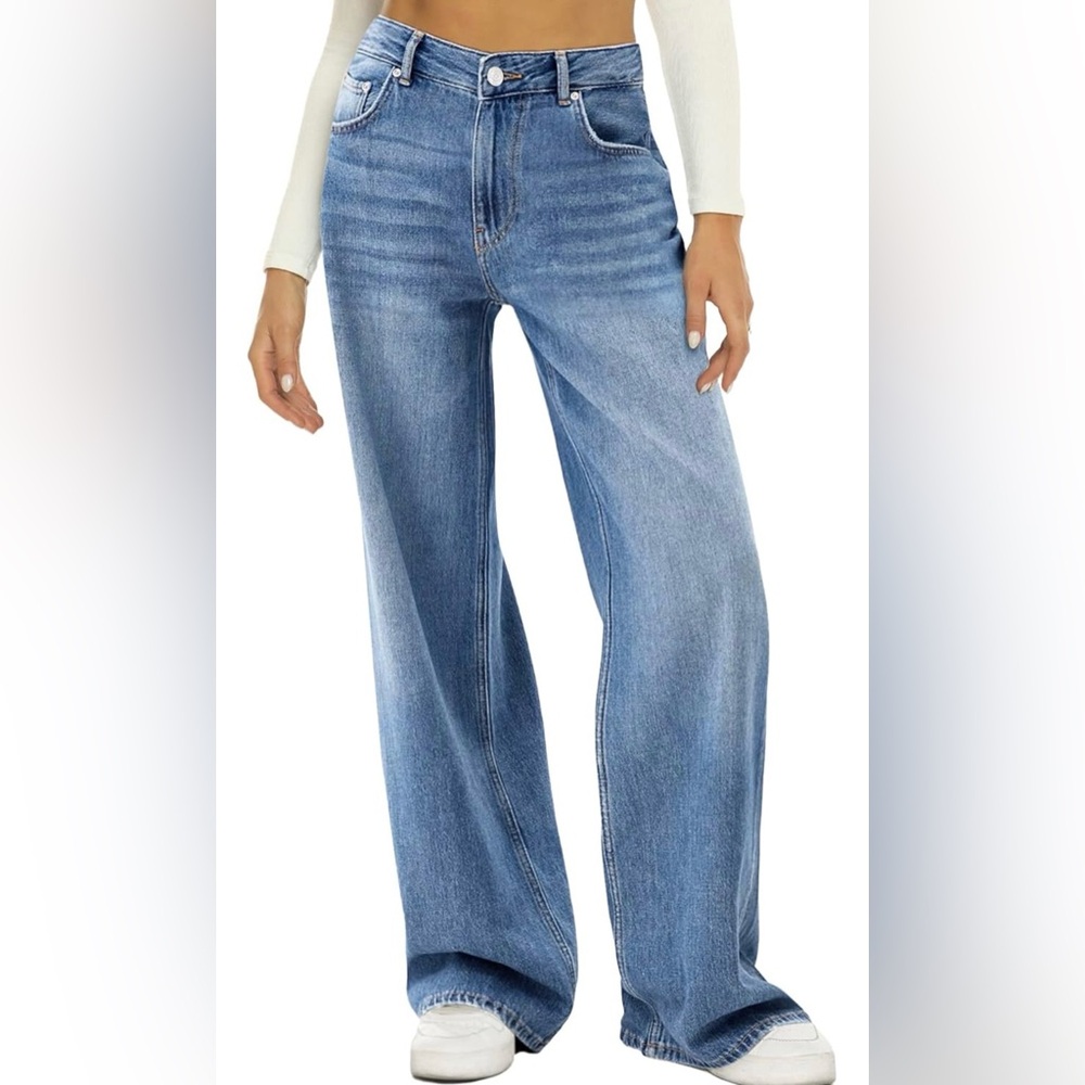 Wide Leg High-Rise Women's Jeans in Light Blue